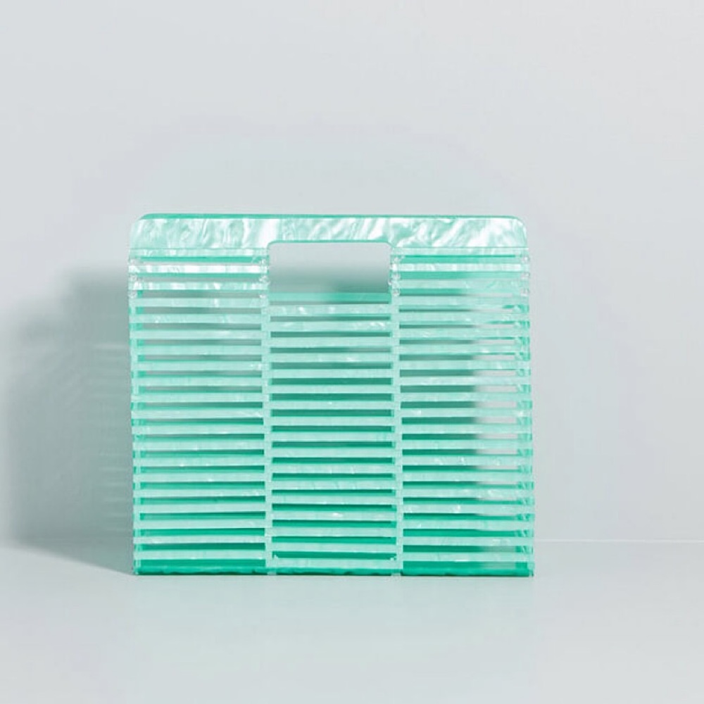 Full Transparency Clutch
